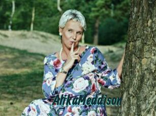 AlikaMeddison Lucy Live
