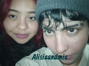 alisiaandmia Lucy Live
