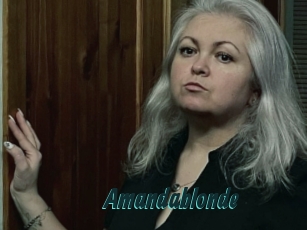 amandablonde Lucy Live