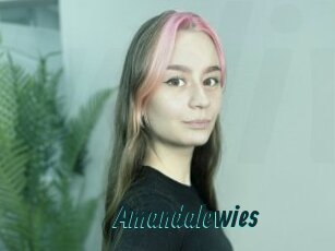 amandalewies Lucy Live