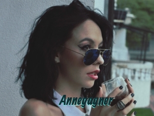 annegagner Lucy Live