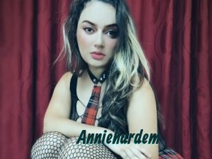 Anniehardem