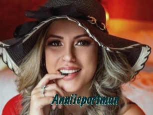 anniieportman Lucy Live