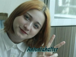 antoniahatter Lucy Live