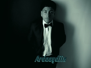 ardaaydiin Lucy Live
