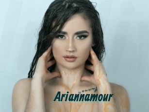 ariannamour Lucy Live