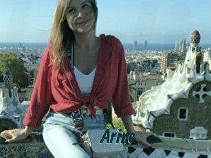 arine Lucy Live
