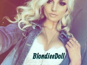 BlondieeDoll