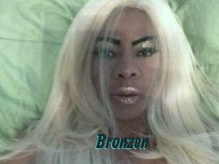 Bronzen Lucy Live