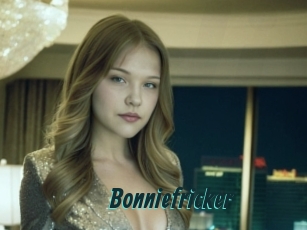 bonniefricker Lucy Live