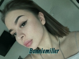 bonniemiller Lucy Live