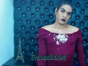 Brunadickhot