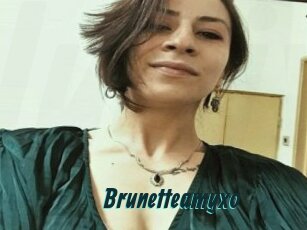 Brunetteamyxo