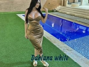 Dahiana_white