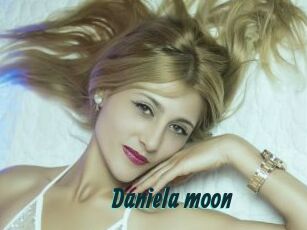 Daniela_moon