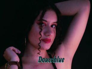 douceblue Lucy Live