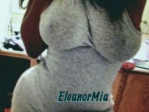 Eleanor_Mia