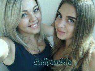 EmilyandMia Lucy Live