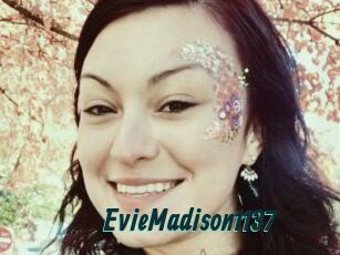 EvieMadison1137 Lucy Live