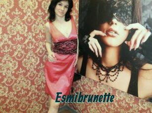 Esmibrunette