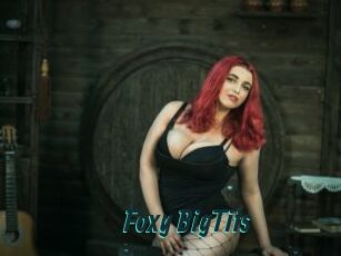 Foxy_BigTits_