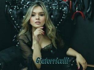 giatorricelli Lucy Live
