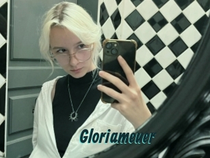 gloriameuer Lucy Live