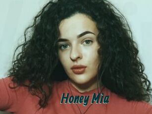 Honey_Mia