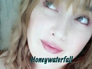 Honeywaterfall Lucy Live