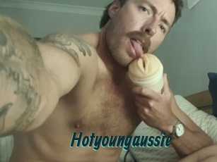 Hotyoungaussie