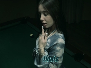 ilonia Lucy Live