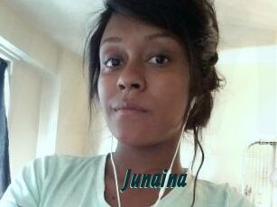 Junaina Lucy Live
