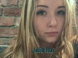 Julia_foxi