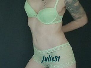 Julie31