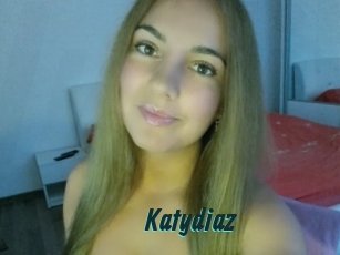 katydiaz Lucy Live