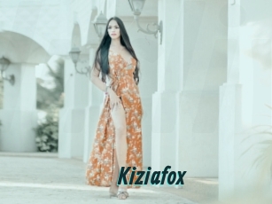 kiziafox Lucy Live