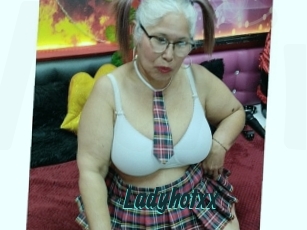 ladyhotxx Lucy Live