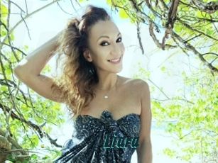 liara Lucy Live
