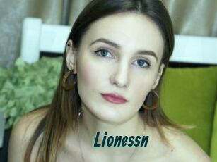 lionessn Lucy Live