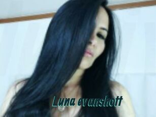 Luna_evanshott