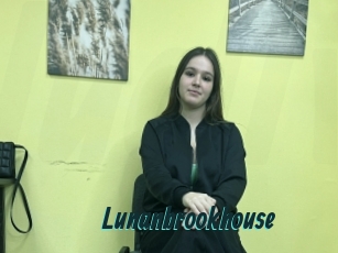 lunanbrookhouse Lucy Live
