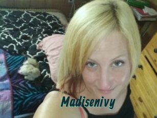 Madisenivy Lucy Live