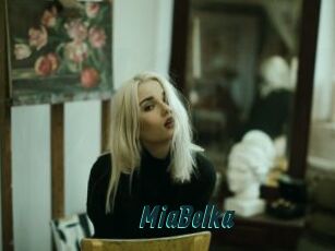 MiaBelka Lucy Live