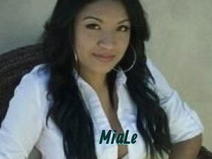 Mia_Le