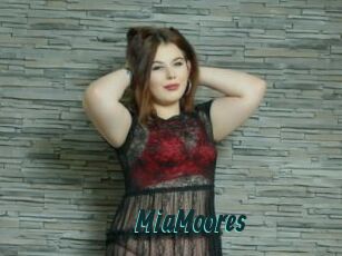 MiaMoores