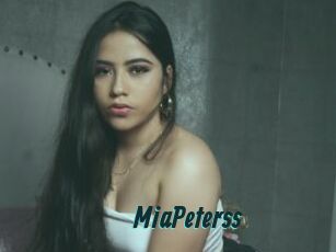 MiaPeterss