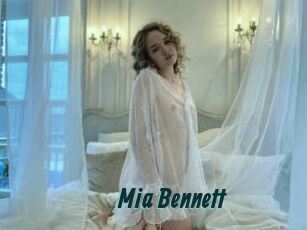 Mia_Bennett