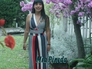 Mia_Pineda