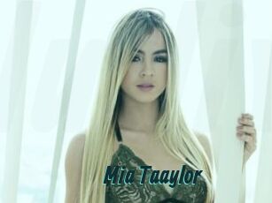 Mia_Taaylor