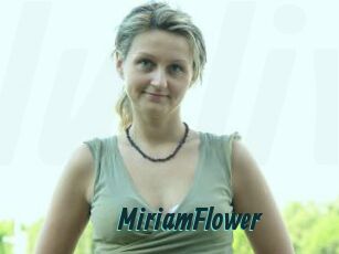 MiriamFlower Lucy Live